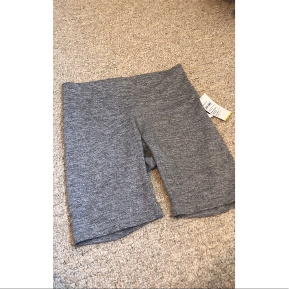Old Navy NWT biker shorts